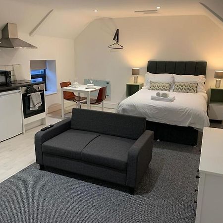 Host & Stay - Eign Street Apartments เฮริฟอร์ด ภายนอก รูปภาพ