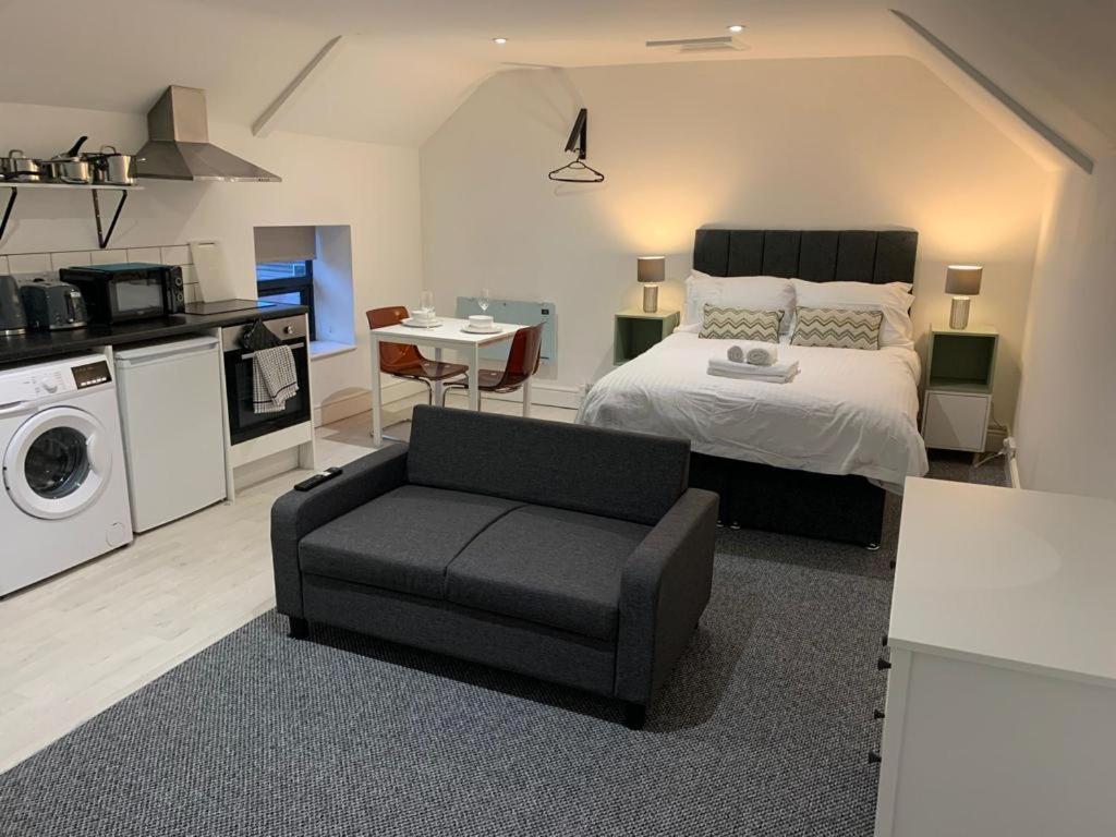 Host & Stay - Eign Street Apartments เฮริฟอร์ด ภายนอก รูปภาพ